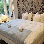 Exklusive Im Herzen Muenchens Appartement *