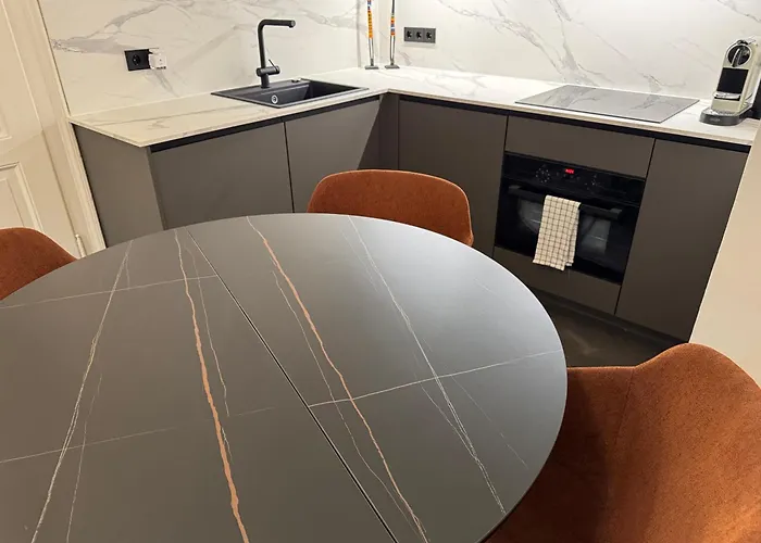 Exklusive Im Herzen Muenchens Appartement München