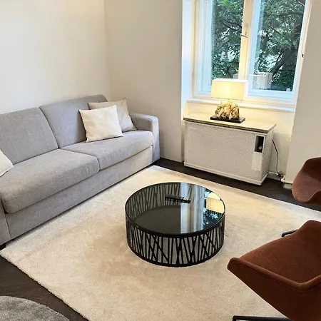 Exklusive Im Herzen Muenchens Appartamento